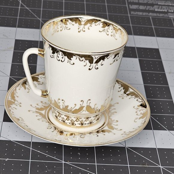 VTG Lomonosov White Heavily Gold Gilded porcelain coffee/tea Cup Saucer Set - Picture 7 of 9